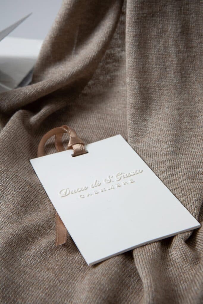 Scented moth-repellent